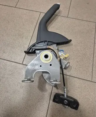 Hyundai i30 Hand brake release handle 59710G3100