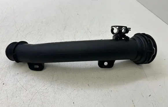 Air intake hose/pipe