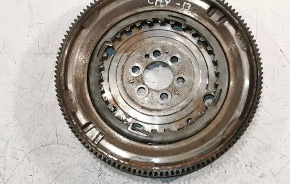 Volkswagen Golf VII Flywheel