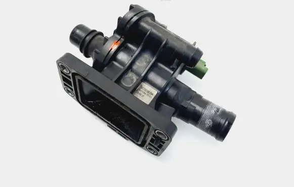 Thermostat/thermostat housing
