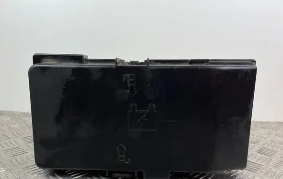Jeep Cherokee Fuse module