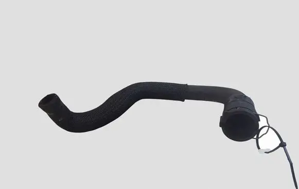 Volvo V60 Engine coolant pipe/hose 30757896004