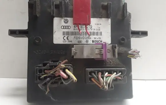 Audi A6 S6 C6 4F Comfort/convenience module 4F0907279 F005V00384
