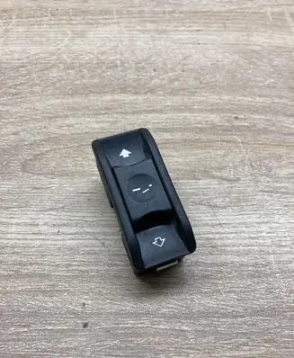 BMW 5 E60 E61 Sunroof switch 6907288 03015010