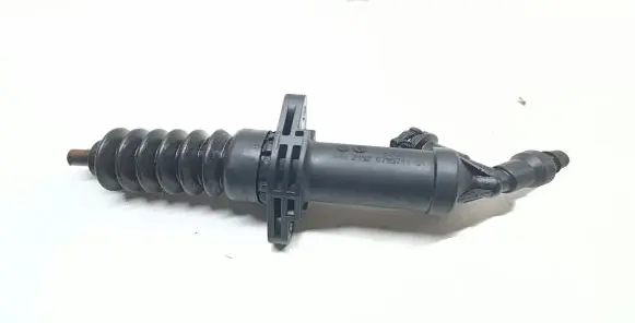 BMW 3 F30 F35 F31 Clutch master cylinder 6795711 21526795711