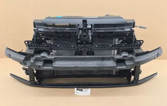 Volkswagen Touran III Front piece kit 