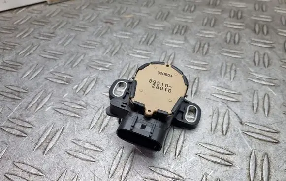 Lexus GS 300 350 430 450H Brake pedal sensor switch 8951028010