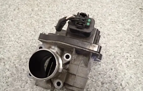 Honda FR-V Throttle body valve 