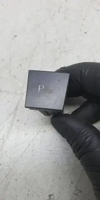 Volkswagen PASSAT B6 Parking (PDC) sensor switch 3C0927122B