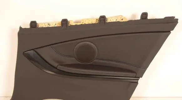 BMW 4 F32 F33 Coupe rear side trim panel 7302762