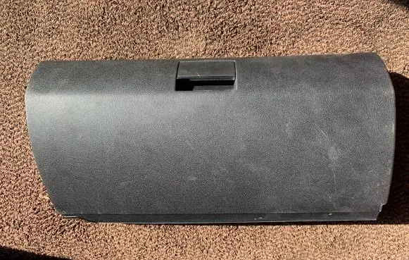 Mercedes-Benz A W169 Glove box lid/cover 