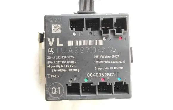 Mercedes-Benz C W204 Door control unit/module A2129004202 A2128203726 A2129028001