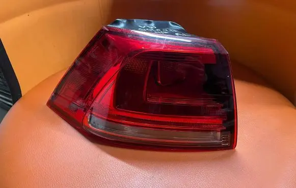 Volkswagen Golf VII Rear/tail lights 5G0945095M 5G0945095