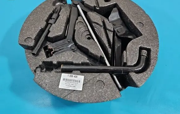Volvo XC60 Lift Jack 6G9217080BH IMPRK1599406