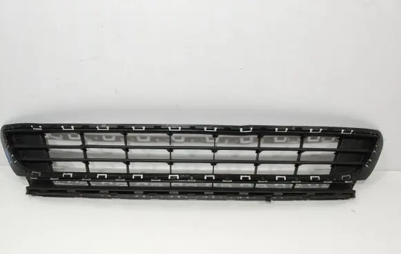 Volkswagen Golf VII Front bumper lower grill 5G0853677