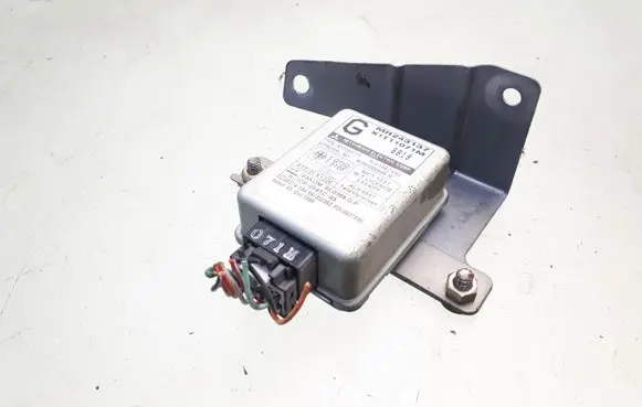 Mitsubishi Colt Immobilizer control unit/module MR243137 X1T11071M