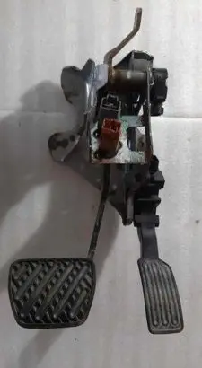 Nissan Leaf II (ZE1) Pedal assembly 80MM50001 96800 V403