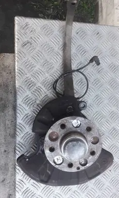 Mercedes-Benz S W220 Stub axle 220WZPL