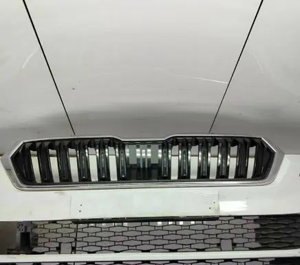 Skoda Karoq Front bumper upper radiator grill 57A853653G