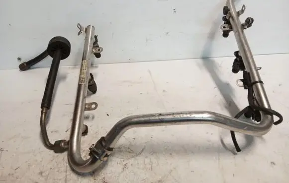 Mercedes-Benz ML W163 Fuel injector supply line/pipe 