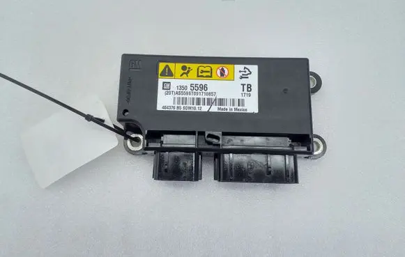 Opel Insignia A Airbag control unit/module 13505596