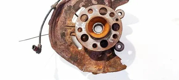 Mercedes-Benz A W169 Front wheel hub 
