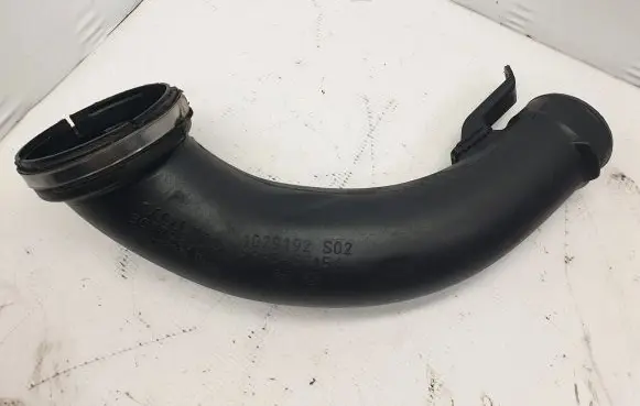 Volvo XC60 Intercooler hose/pipe 30774692 1029192