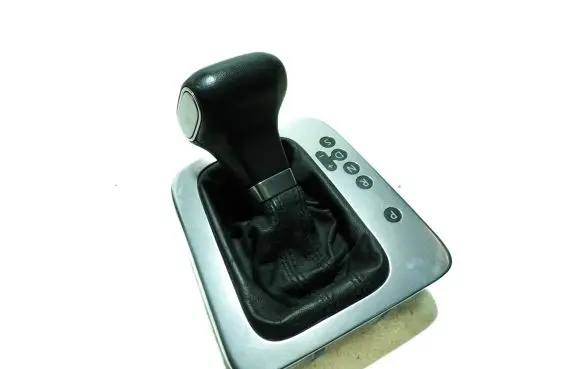 Volkswagen Golf Plus Gear shifter surround trim plastic 5M1713203C
