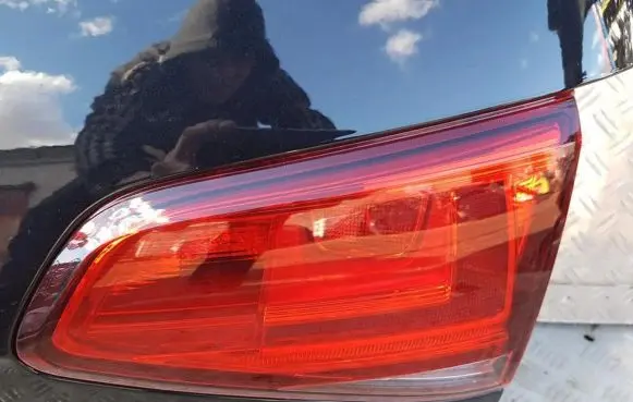 Volkswagen Golf VII Tailgate rear/tail lights