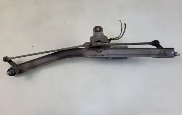 Volkswagen Golf II Front wiper linkage 