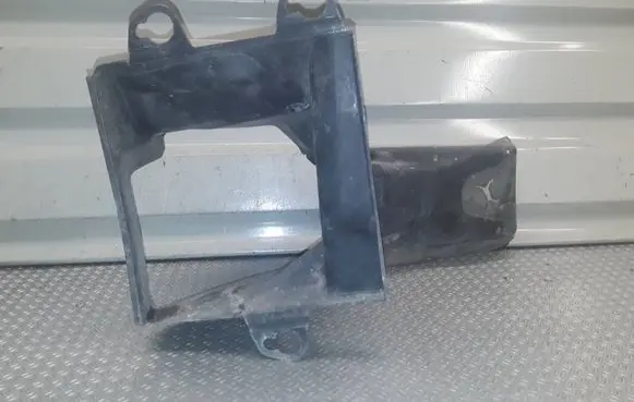 Audi A6 S6 C6 4F Intercooler air channel guide 4F0145333