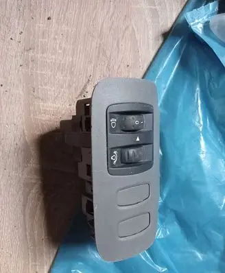 Renault Megane II Headlight level height control switch 88020005