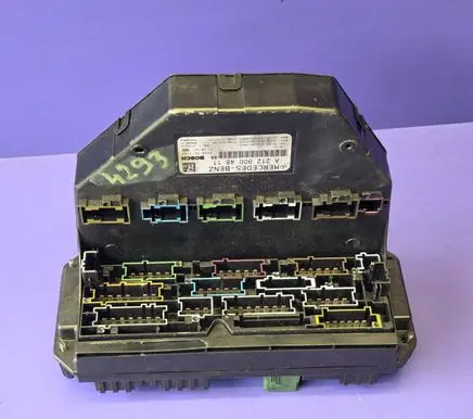 Mercedes-Benz C W204 SAM control unit A2129004811 A2129016602 A2129020005