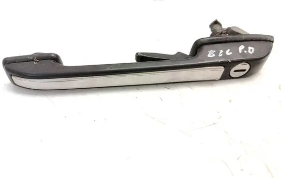 Volkswagen Polo II 86C 2F Front door exterior handle 171837211A 171837211