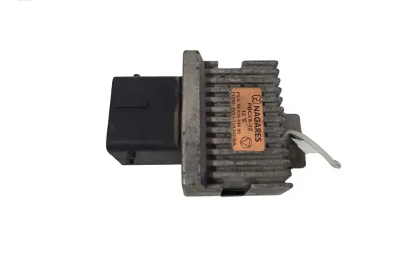 Glow plug pre-heat relay