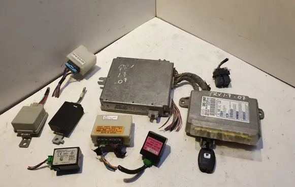 Honda FR-V Engine ECU kit and lock set 39880S6AE01 38385SAAG01 39720SEAE01M1