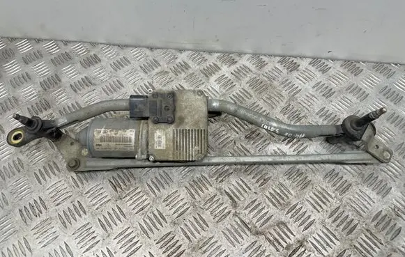 Audi A4 S4 B8 8K Front wiper linkage and motor 8K1955119A