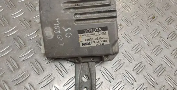 Toyota Corolla E120 E130 Power steering control unit/module 8965002150