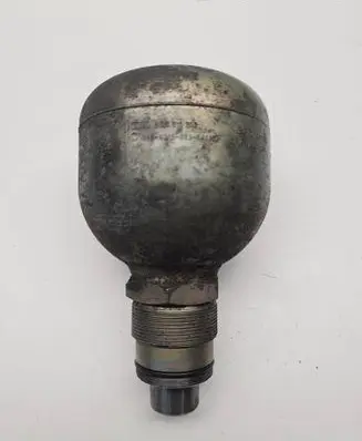 Audi A8 S8 D2 4D Shock absorber/damper/air suspension 4D0616203