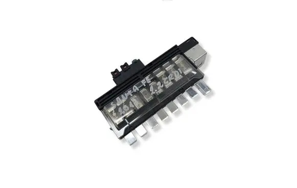 Hyundai Santa Fe Fuse module 24082005