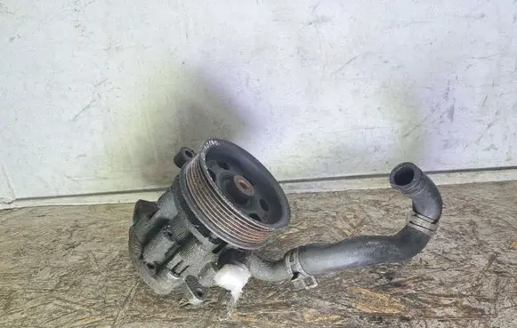 Jeep Grand Cherokee (WK) Power steering pump 51630P 04891579AA