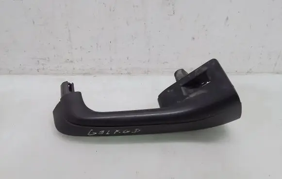 Volkswagen Golf V Rear door handle trim 