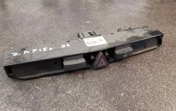 Opel Zafira B Hazard light switch 13100105