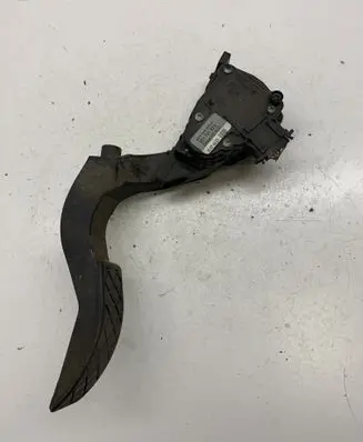 Audi A4 S4 B6 8E 8H Accelerator throttle pedal 8E1721523 6PV00837601