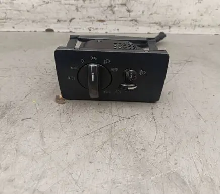 Ford Mondeo Mk III Light switch 4S7T13A024JA