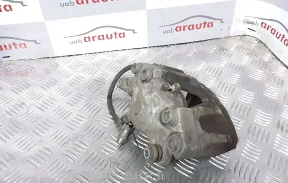 Mercedes-Benz C W204 Front brake caliper