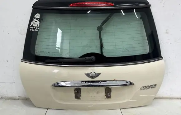 Mini One - Cooper R50 - 53 Tailgate/trunk/boot lid 