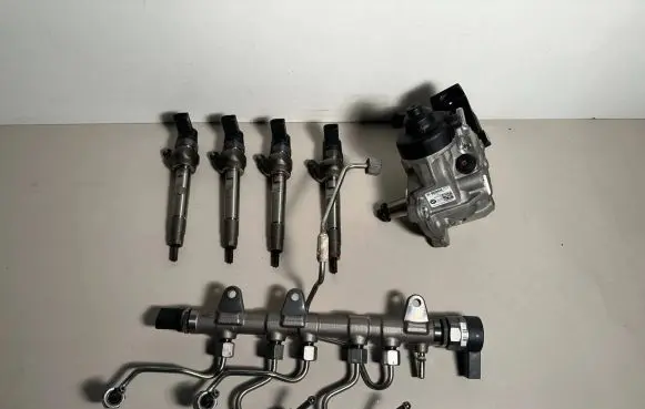 BMW 5 G30 G31 G38 Fuel injection system set 8579230 8579240 8514146