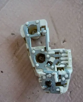Renault Megane II Tail light bulb cover holder 27649010