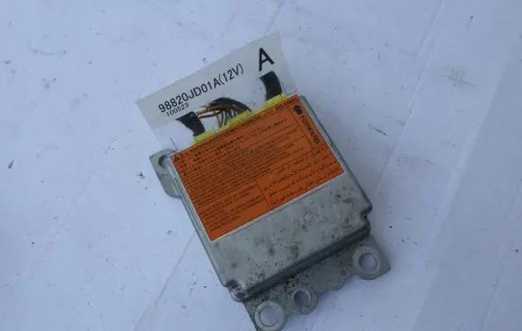 Nissan Qashqai Airbag control unit/module 98820JD01A